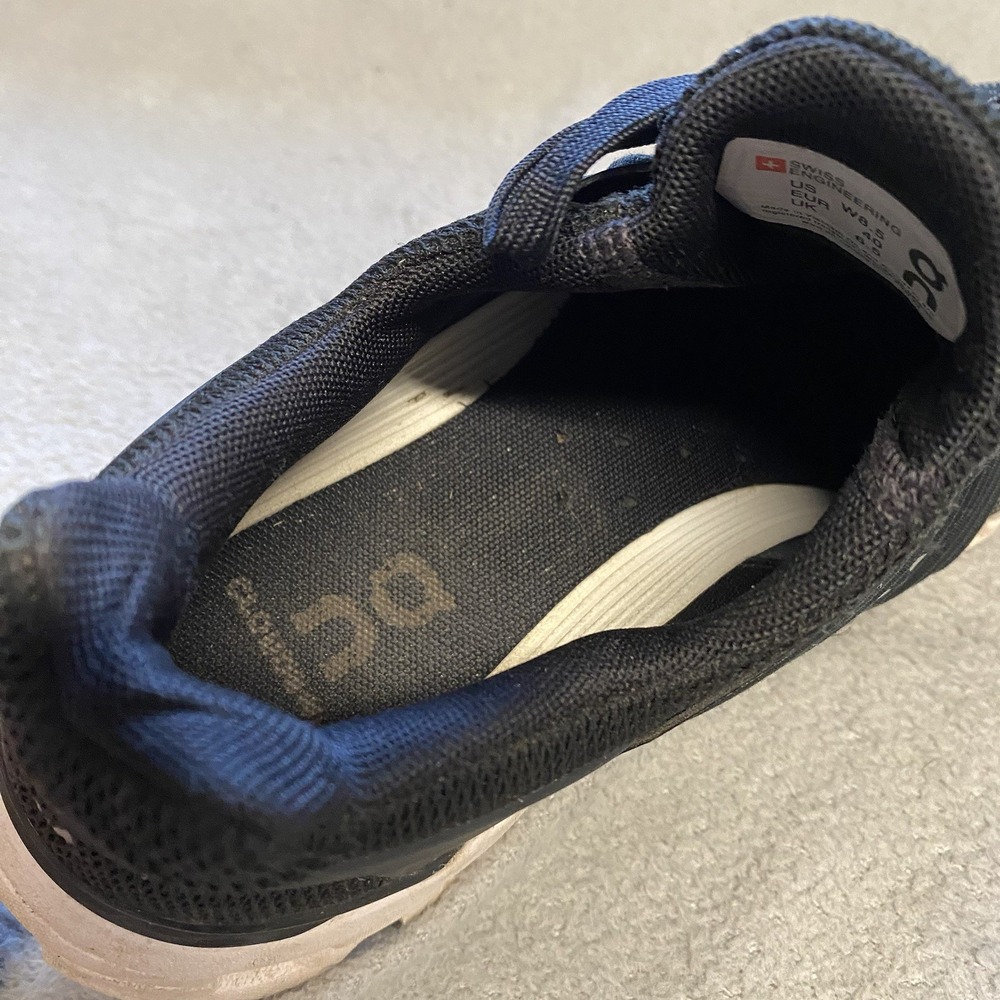 On Running‎ Cloudswift Womens 8.5 Black Gray Shoes Comfort Athletic - Picture 12 of 14